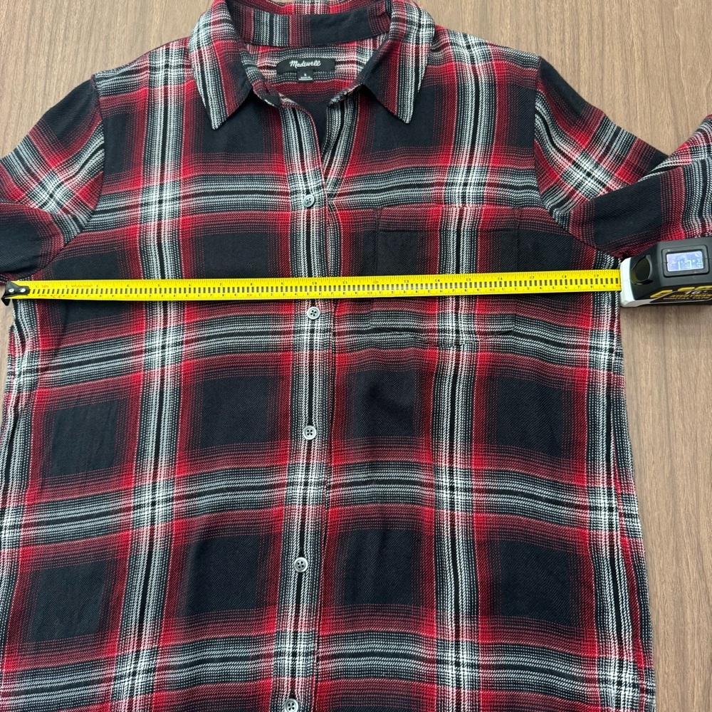 Madewell Red and Black Plaid Button Down‎ Shirt - Picture 9 of 10